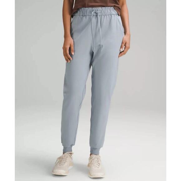 Lululemon Stretch High Rise Relaxed Fitting jogger - Picture 1 of 8